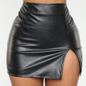 Fashion Nova - Flame In Your Heart Skirt Black